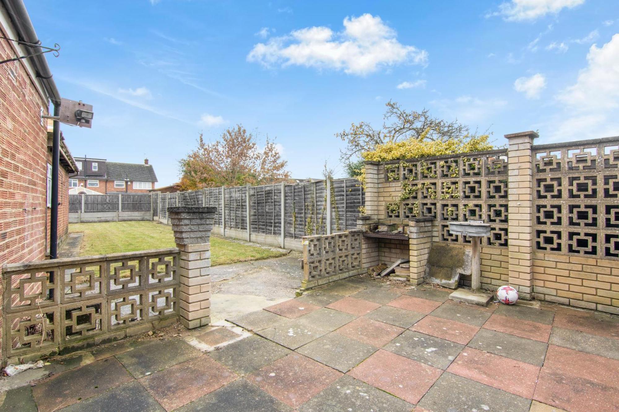 Onsitestays - Spacious 3 Bed House With Garden, Wifi & 4 Plus Parking Грейвсенд Екстериор снимка